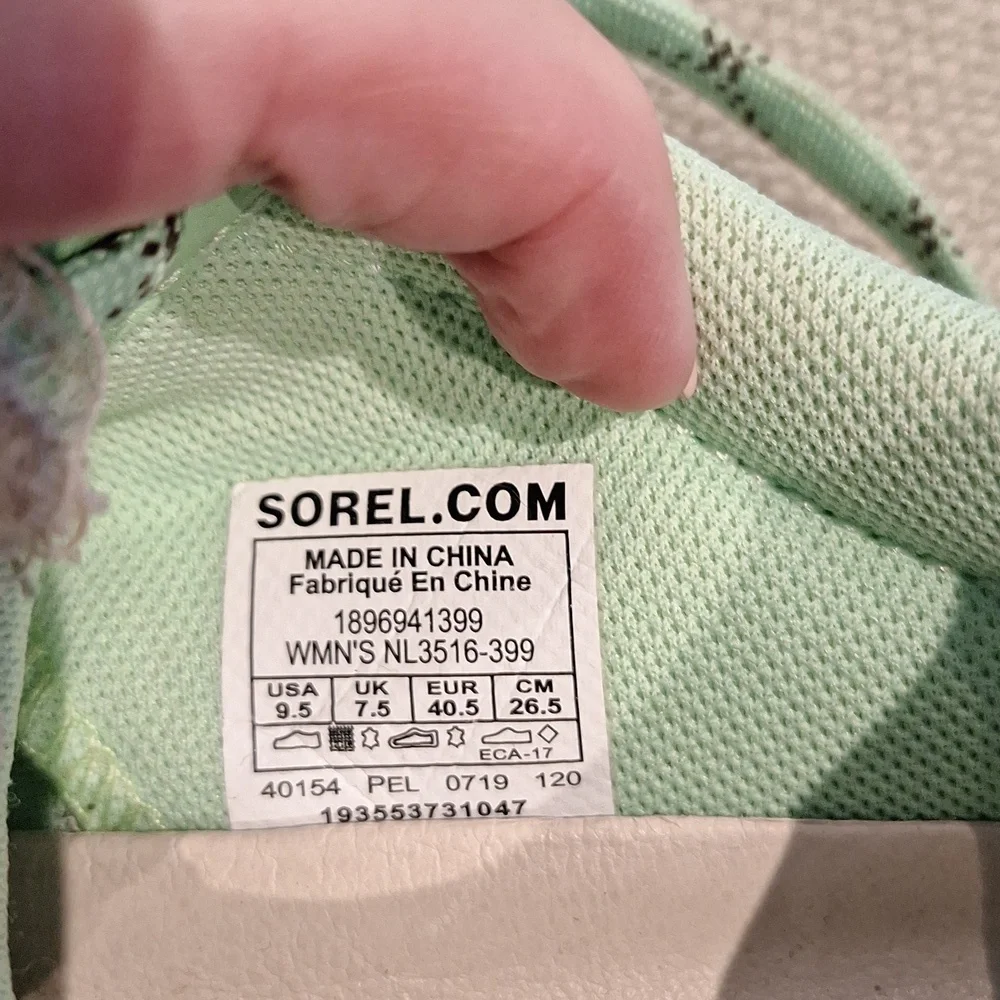 Sorel Kinetic Lite Lace Vivid Mint Style NL3516-399 Size 9.5